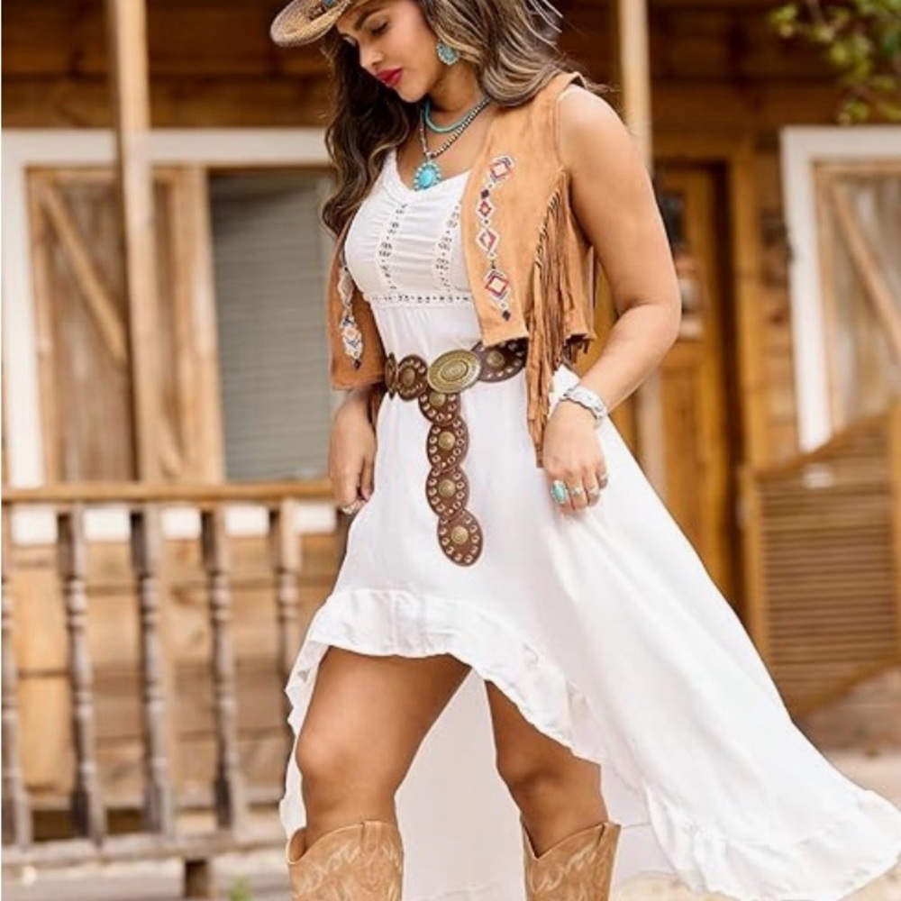 Tall Western Cowboy Boots in Beige with Embroidery - Picture 2 of 3
